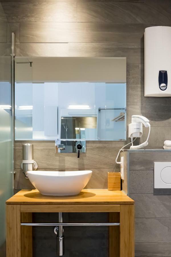 Dingdong Koblenz - City Apartments Екстер'єр фото